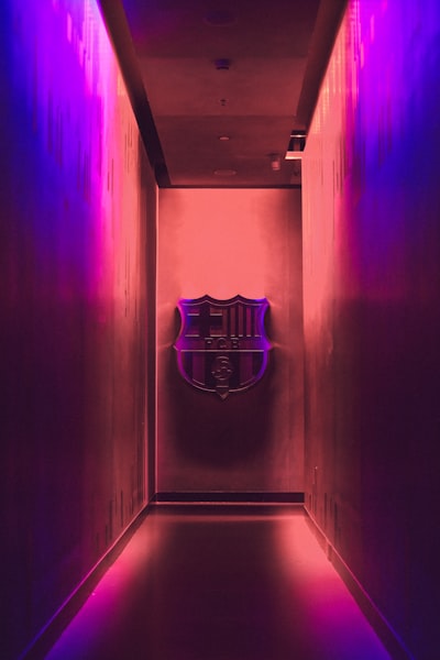 طريقإيطاليافياليورورحلةتاريخيةنحوالمجد