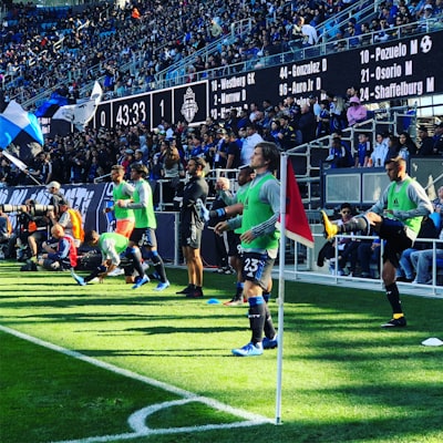 موعد مباراة مانشستر يونايتد وليفربولكل ما تحتاج معرفته عن الصراع الأسطوري