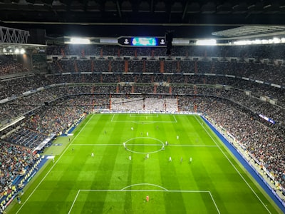 مباراة ريال مدريد وليفربول الان مباشرمواجهة أسطورية بين عمالقة الكرة الأوروبية
